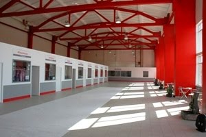 Продаю здание 2408 м2. в Ростове-на-Дону. Собственник Отдельно стоящее здание с фасадом 38м. на проезжую часть, своя парковка. От остановки 100м. Евроремонт Помещения класса "B" под офис, склад, магазин, институт, салон, банк и т.д. Цена 77 млн.руб. Ростов-на-Дону, ул. 50-летия Ростсельмаша 2г Подробности и фото на сайте