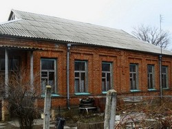 Дальние родственники рода светлого князя Александра Васильевича Рымнинского графа Итальянского, владельцев имения Цар-кут, Александровского уезда Екатеринославской губернии, просят восстановить связь потомков для продажи и восстановления имения. Люди, не имеющие отношения к этому роду - просьба не обращаться!